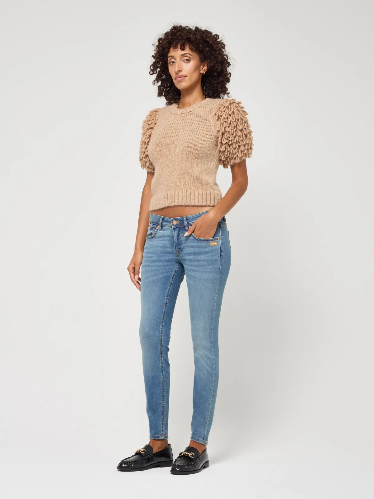 Gang Skinny Faith cropped