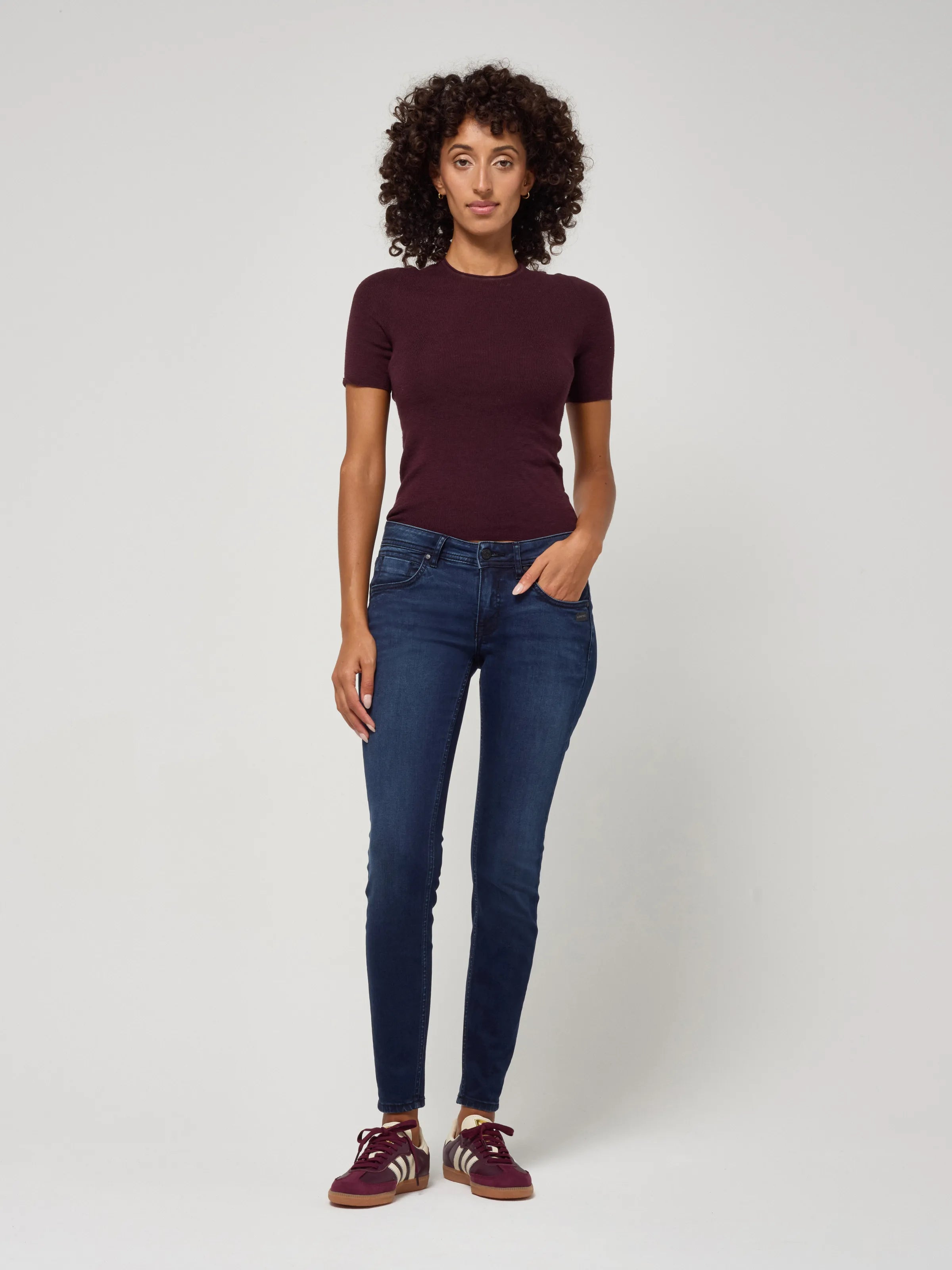 Gang Skinny Faith cropped
